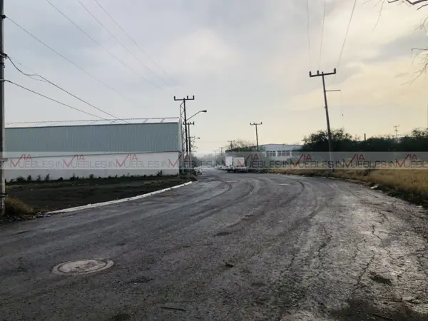 Terreno en venta en Parque Industrial POLITEK, García — foto 3 de 9