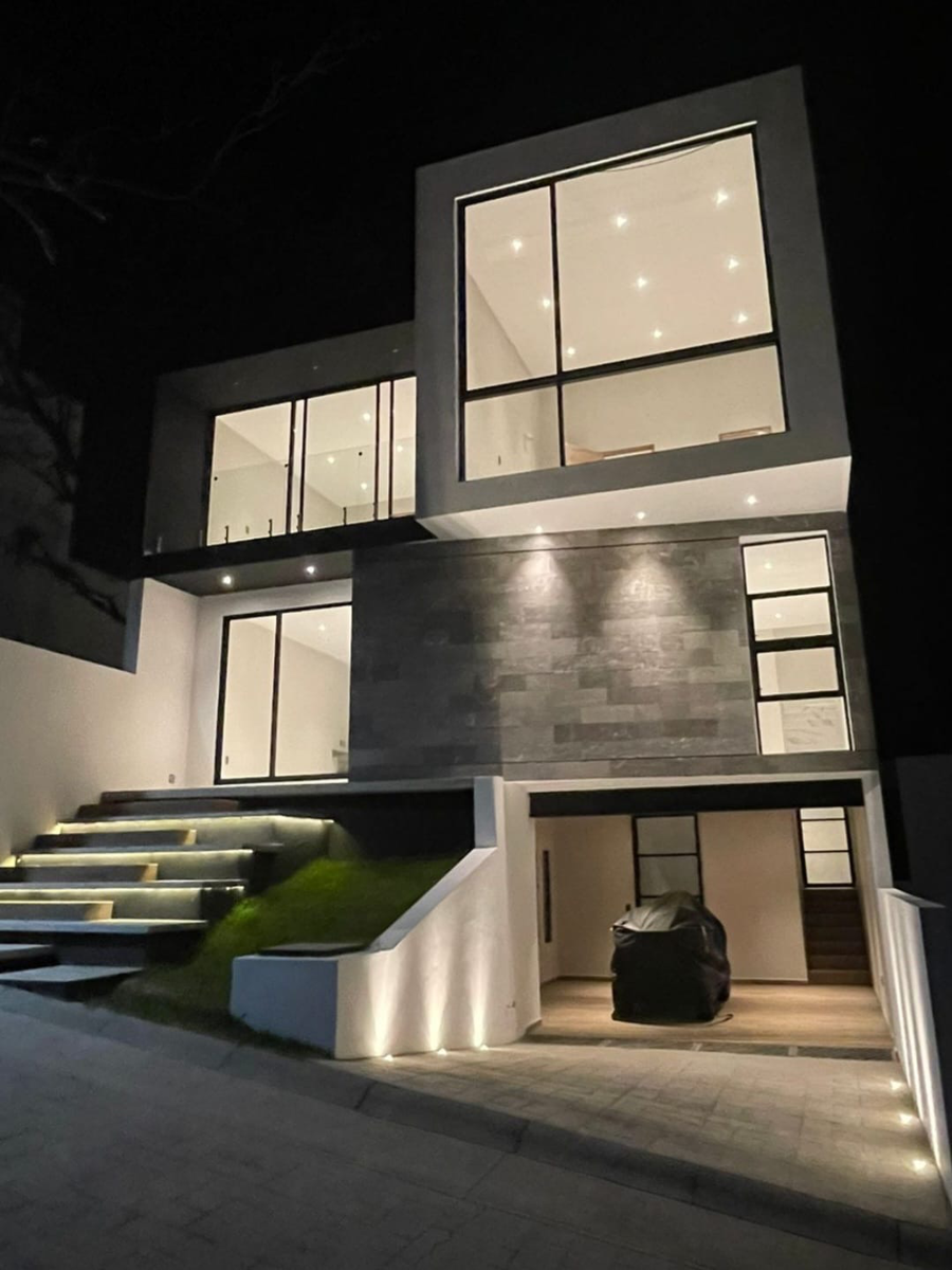Casa en venta en Rancho Tetela, Cuernavaca — foto 1 de 17