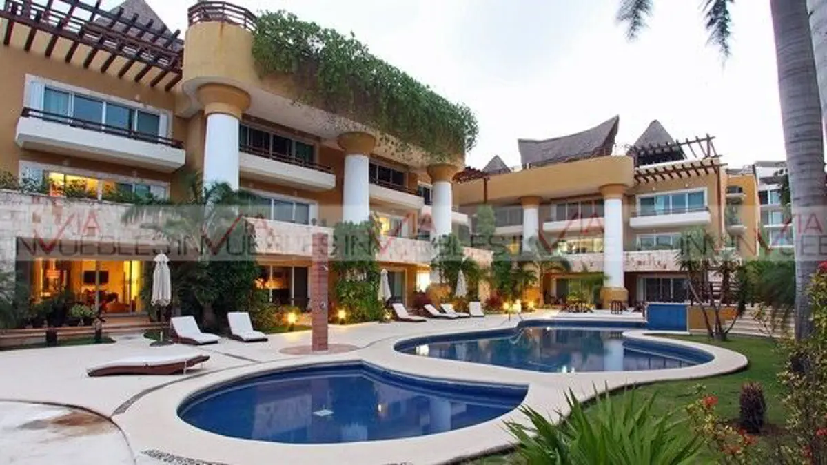 Departamento en venta en Playa del Carmen Centro, Playa del Carmen — foto 1 de 15
