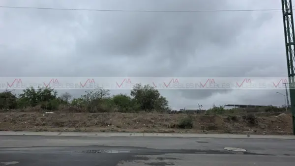 Terreno en venta en Salinas Victoria Centro, Salinas Victoria — foto 2 de 8