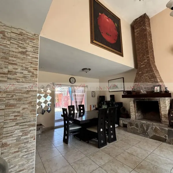 Casa en venta en Los Aljibes, García — foto 3 de 17