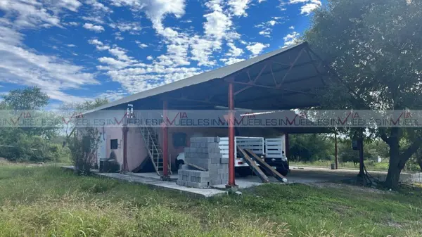 Casa en venta en Congregación Calles, Montemorelos — foto 3 de 15
