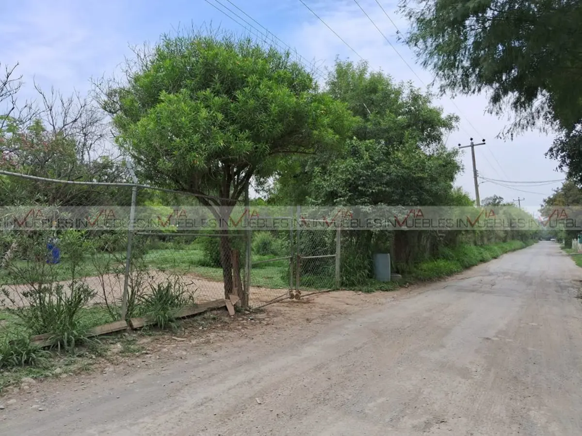 Casa en venta en El Refugio, Cadereyta Jiménez — foto 1 de 8