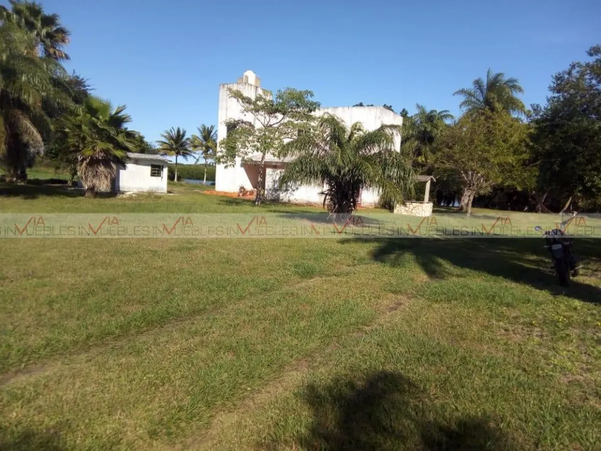 Casa en venta en Panuco Centro, Pánuco — foto 1 de 8