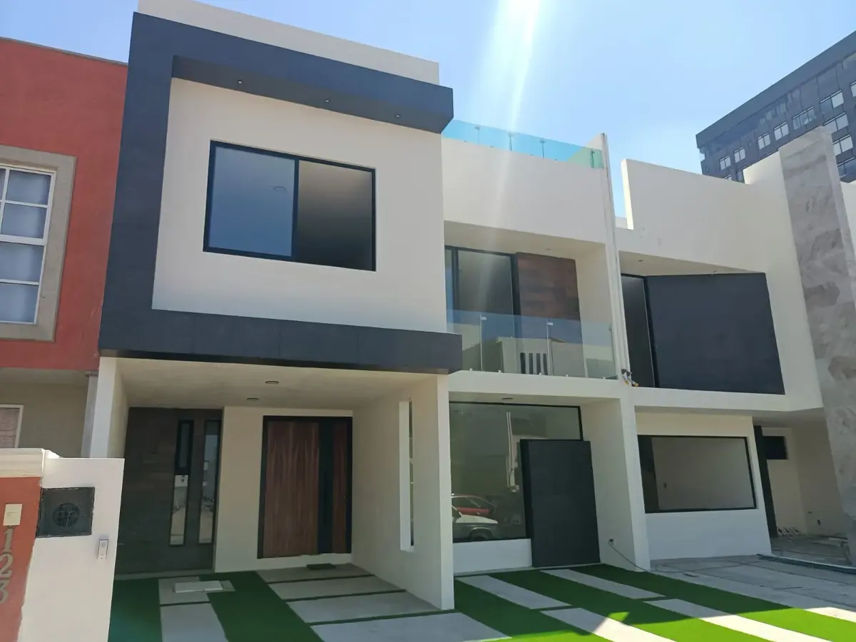 Casa en venta en Arboledas de San Javier, Pachuca de Soto — foto 1 de 23