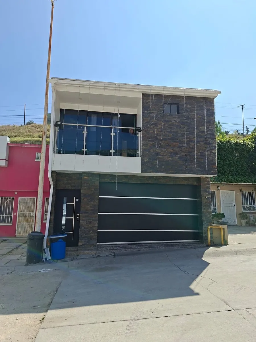 Casa en venta en Camino Verde (Cañada Verde), Tijuana — foto 1 de 10