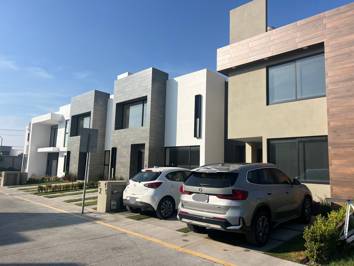 Casa en venta en Buenavista, San Mateo Atenco — foto 1 de 20