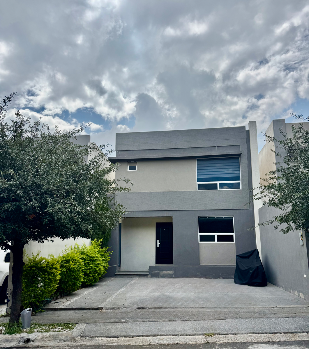 Casa en venta en Cerradas de Cumbres, Monterrey — foto 1 de 14