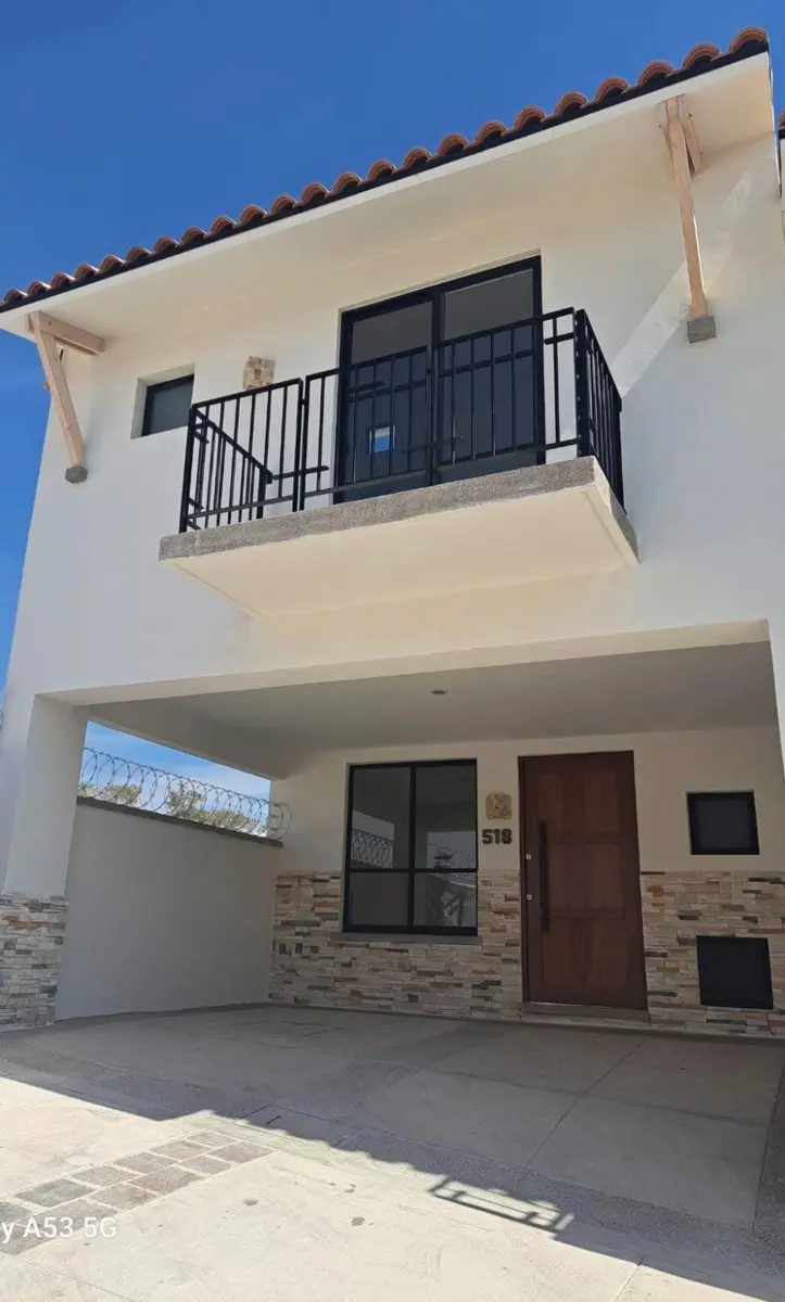 Casa en renta en Lombardía Residencial, León — foto 1 de 15