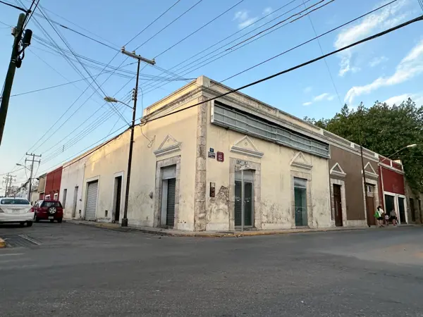 Venta casa comercial en esquina para remodelar, mejorada merida centro