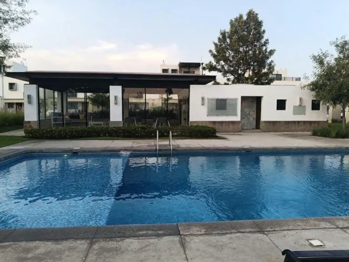 Casa en venta en Adamar, Tlajomulco de Zúñiga — foto 1 de 7