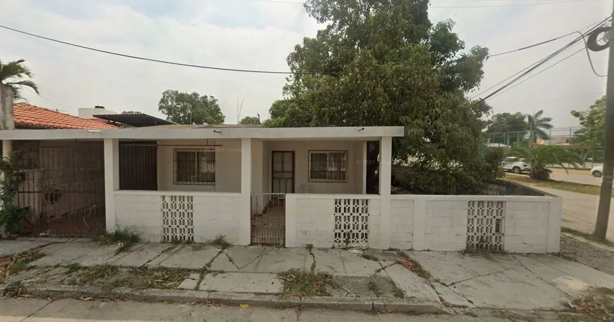Casa en venta en Roger Gomez, Altamira — foto 1 de 14