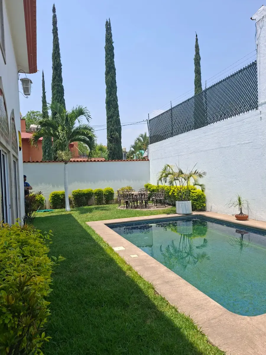 Casa en venta en Volcanes de Cuautla, Cuautla — foto 1 de 24