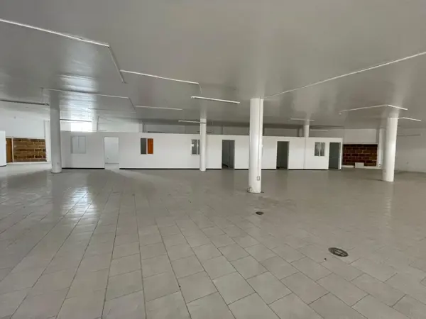 RENTA DE LOCAL COMERCIAL EN PLAZA, SAN JUAN DEL RIO, QRO