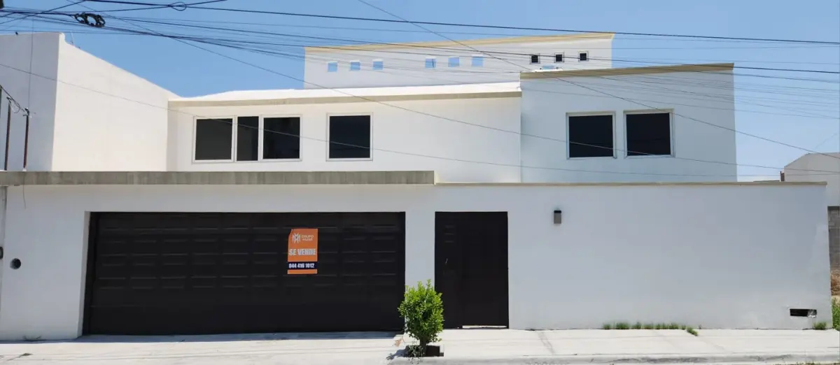 Casa en venta en Valle Real, Saltillo — foto 1 de 13
