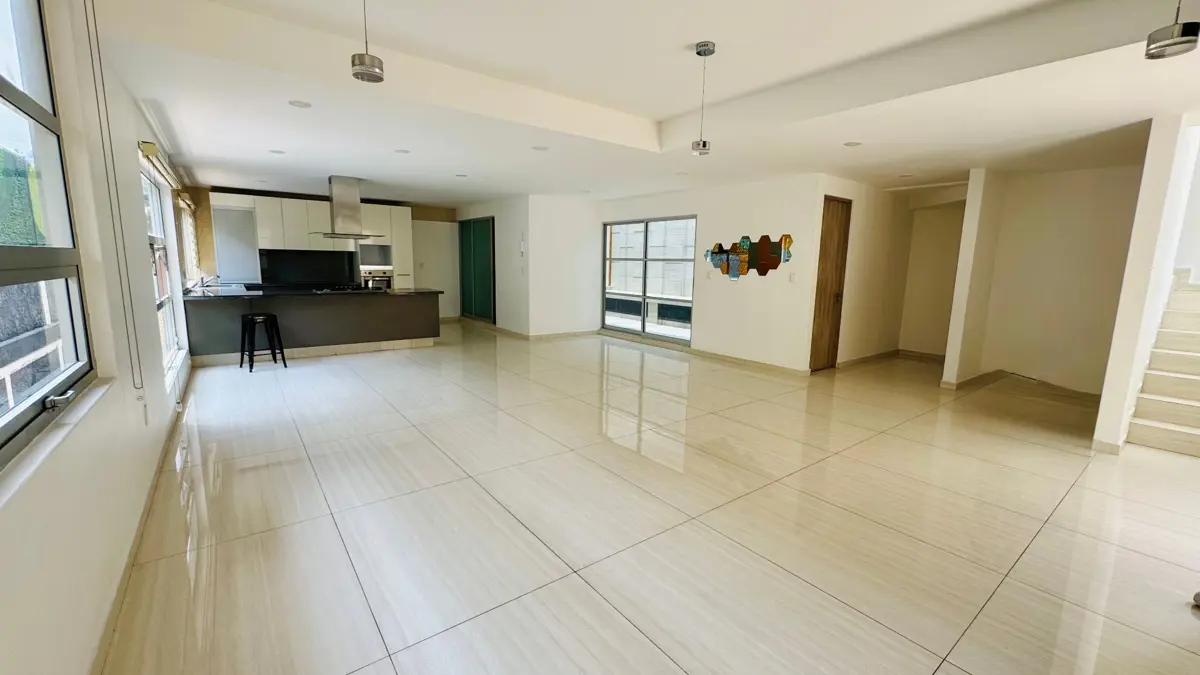 Casa en venta en Miguel Hidalgo, Tlalpan — foto 1 de 35
