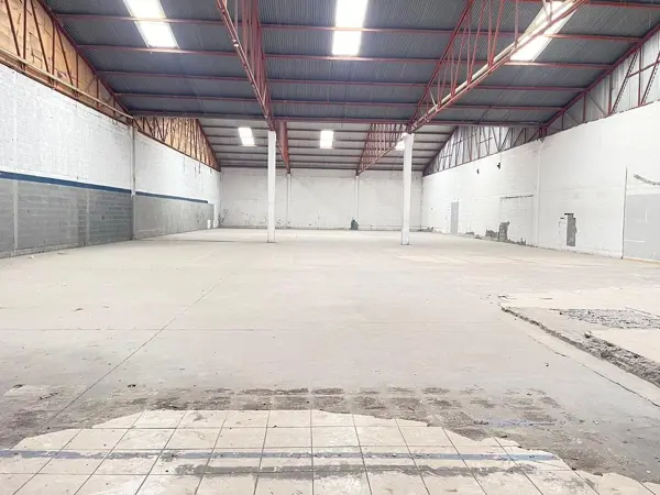 Bodega en renta en Churubusco, Monterrey — foto 2 de 5