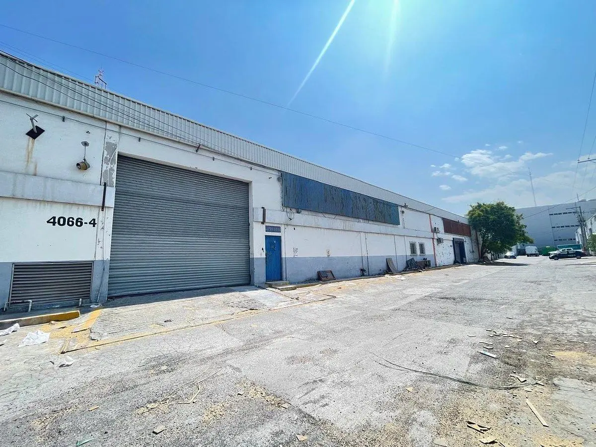Bodega en renta en Churubusco, Monterrey — foto 1 de 5