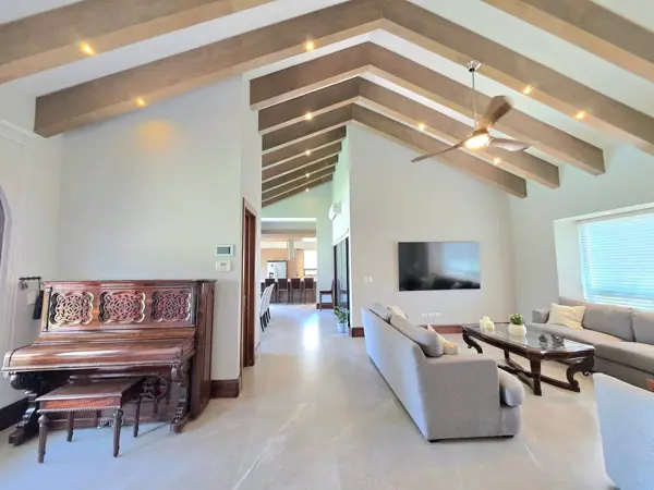 Casa en venta en La Huasteca 3, Santa Catarina — foto 3 de 15