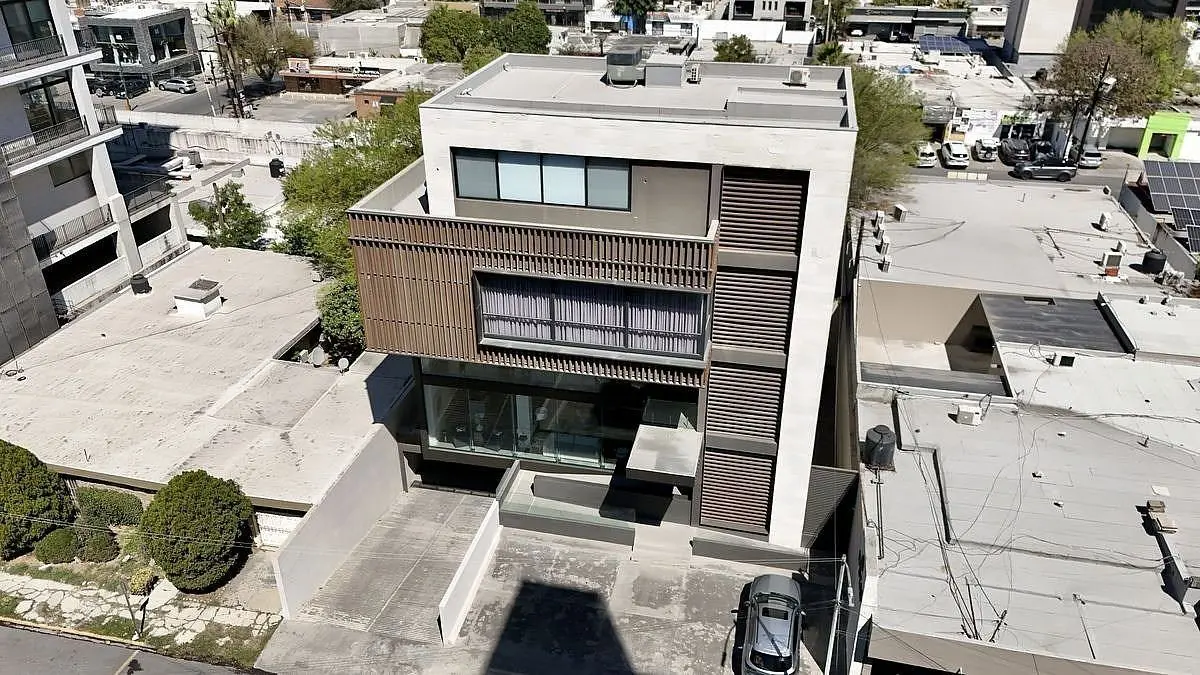 Local en renta en Del Valle, San Pedro Garza García — foto 1 de 21