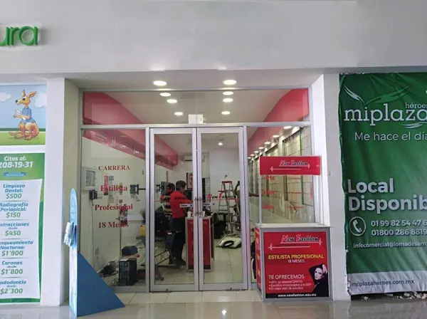 Local en renta en Cancún Centro, Benito Juárez — foto 2 de 3