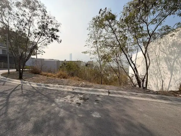 Terreno en venta en Vista Real, San Pedro Garza García — foto 2 de 2