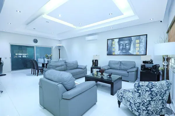 Casa en venta en Bosques de San Jose, Santiago — foto 2 de 3