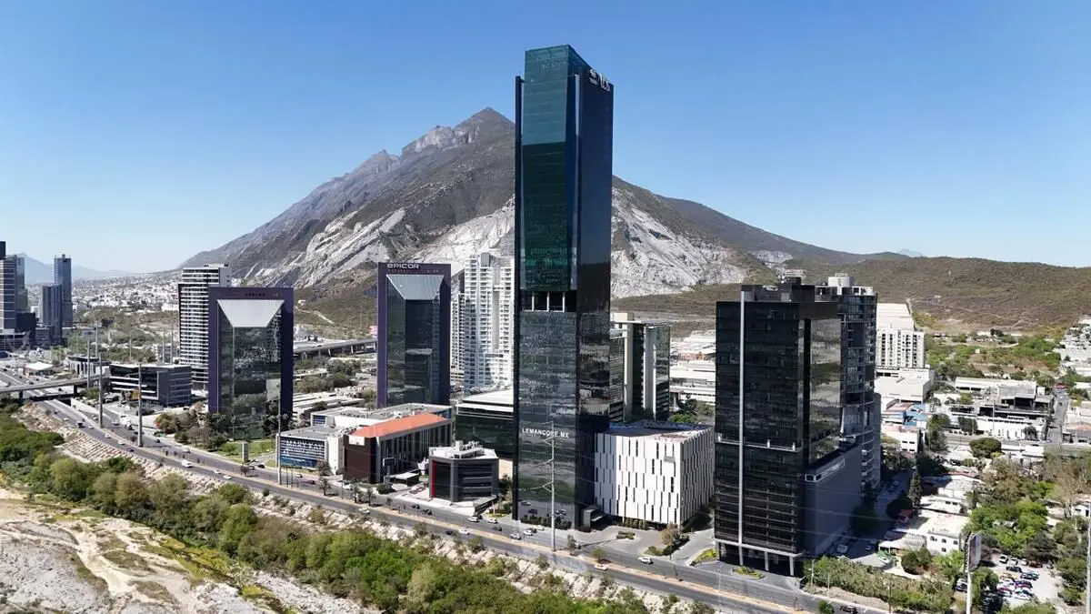 Oficina en venta en Santa Maria, Monterrey — foto 1 de 10