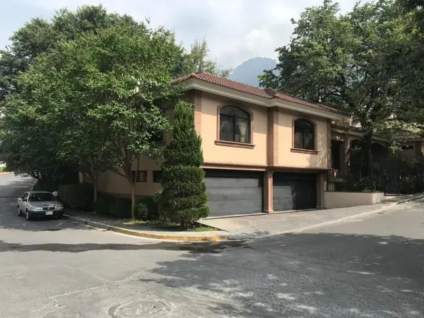 Casa en venta en Valle de San Ángel, San Pedro Garza García — foto 2 de 7