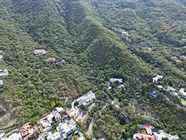 Terreno en venta en Colonial La Sierra, San Pedro Garza García — foto 2 de 4