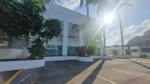 Edificio en renta en Circuito Colonias, Mérida — foto 2 de 11