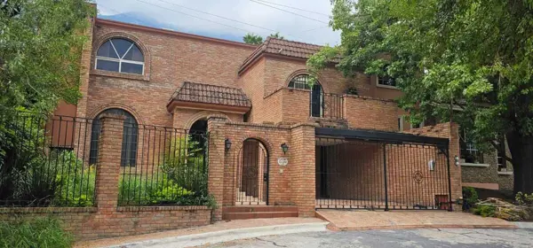 Casa en venta en La Cima 1er Sector, San Pedro Garza García — foto 2 de 12