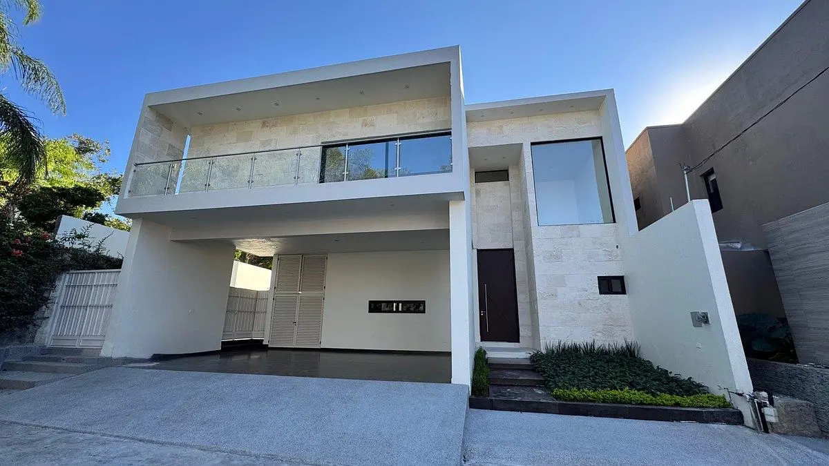 Casa en venta en Mirasierra 1er Sector, San Pedro Garza García — foto 1 de 10