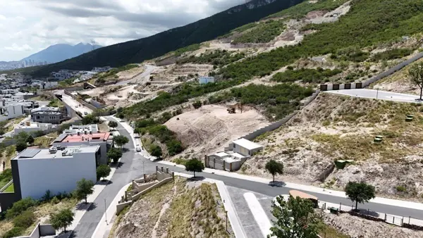 Terreno en venta en Zona Valle Poniente, San Pedro Garza García — foto 3 de 6
