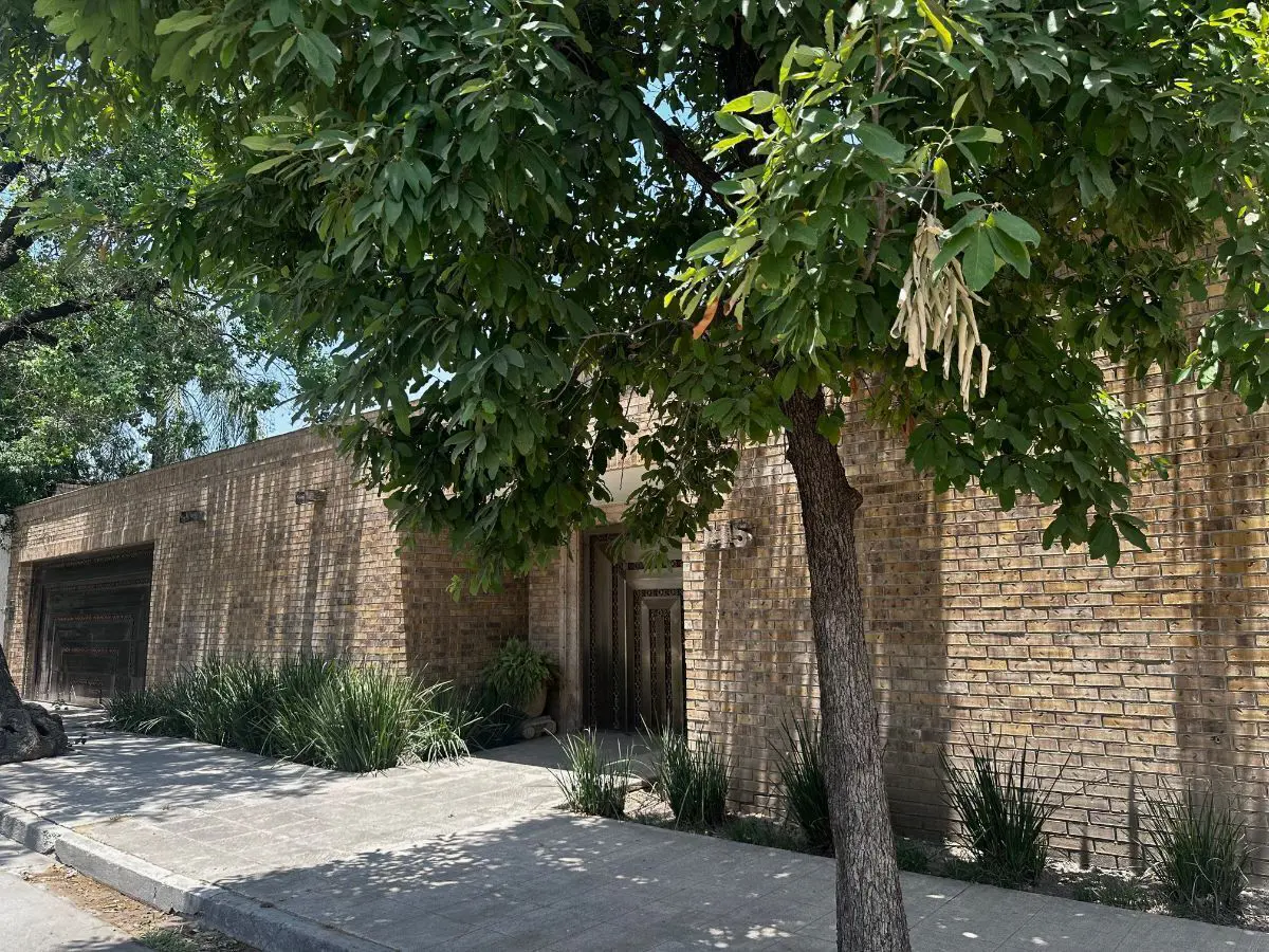 Casa en venta en Del Valle, San Pedro Garza García — foto 1 de 5