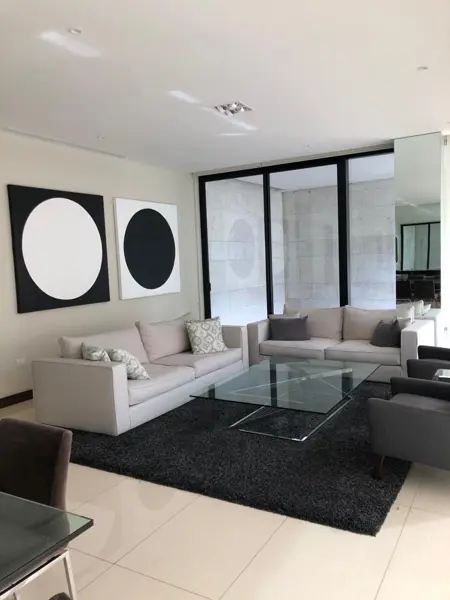 Departamento en renta en Del Valle, San Pedro Garza García — foto 2 de 7
