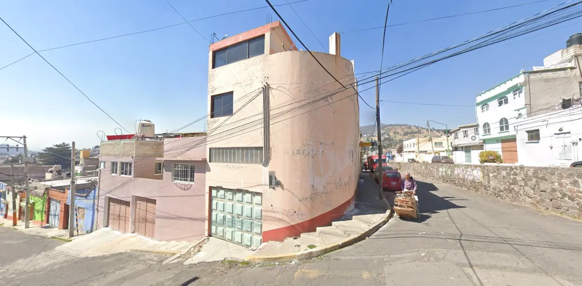 Casa en venta en Santa Barbara, Toluca — foto 1 de 13
