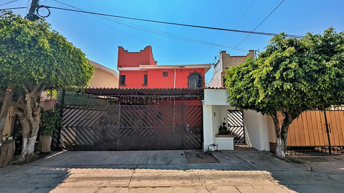 Casa en venta en Las Fincas, Jiutepec — foto 1 de 11