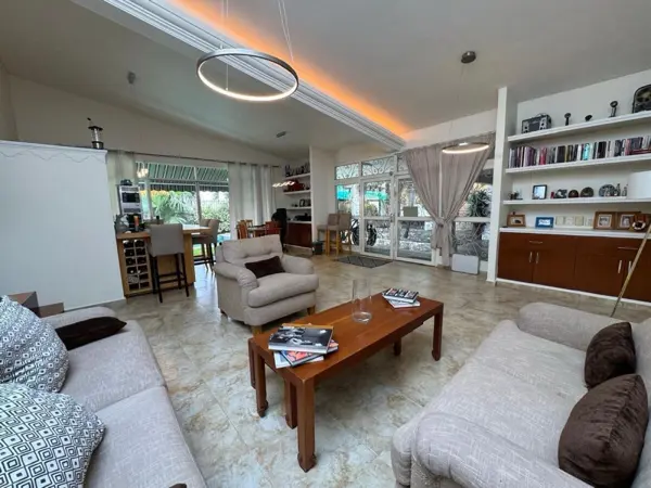 Casa en venta en Sin colonia, Cuernavaca — foto 3 de 38