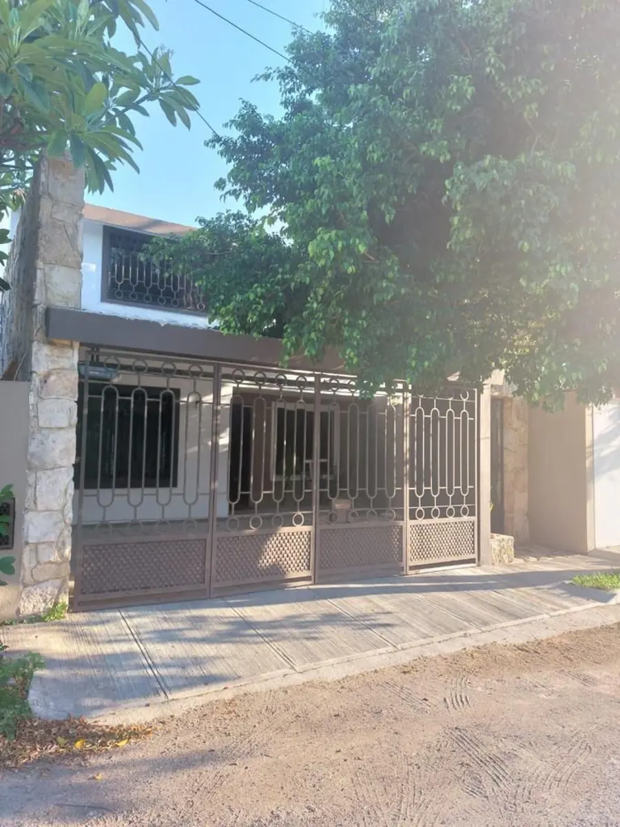 Casa en venta en Francisco de Montejo, Mérida — foto 1 de 25