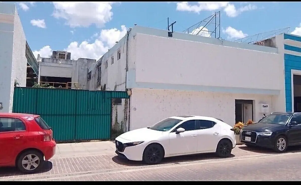 Edificio en renta en Merida Centro, Mérida — foto 1 de 17