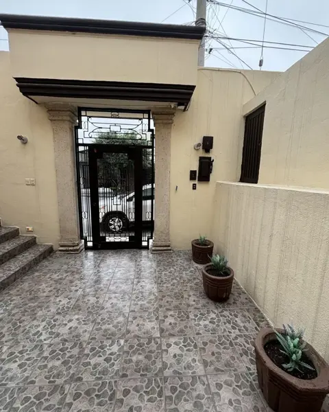 Casa en venta en Fuentes del Valle, San Pedro Garza García — foto 2 de 49