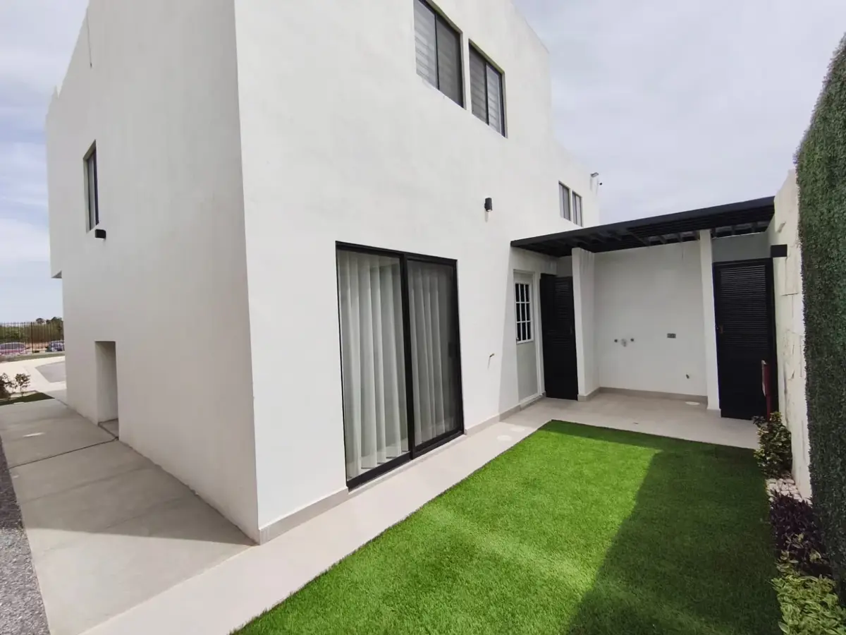 Vista 3 de Casa Nueva en venta, Torreón, Zona de crecimiento