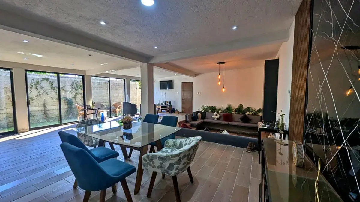 Casa en venta en Real Montecassino, Huitzilac — foto 1 de 20