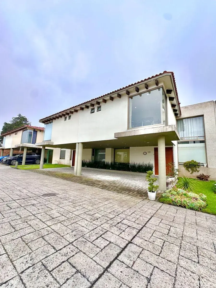Casa en venta en Bosque de las Fuentes Residencial, Calimaya — foto 1 de 12