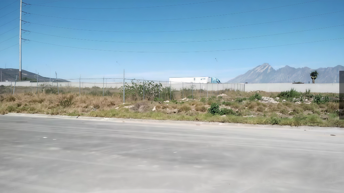 Terreno en venta en Santa María, García — foto 1 de 3