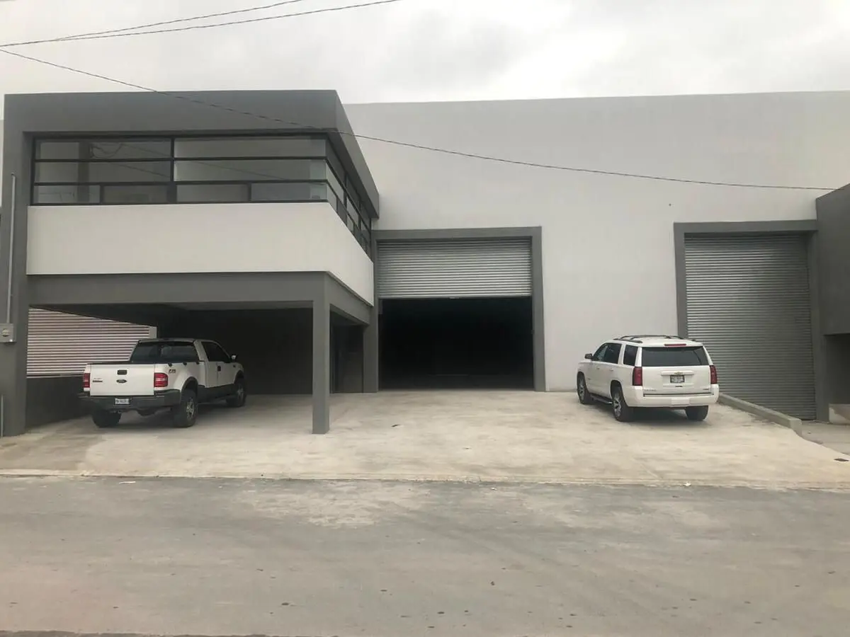 Bodega en renta en Industrias del Poniente, Santa Catarina — foto 1 de 10
