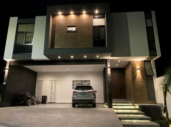 Casa en venta en El Yerbaniz, Santiago — foto 2 de 41
