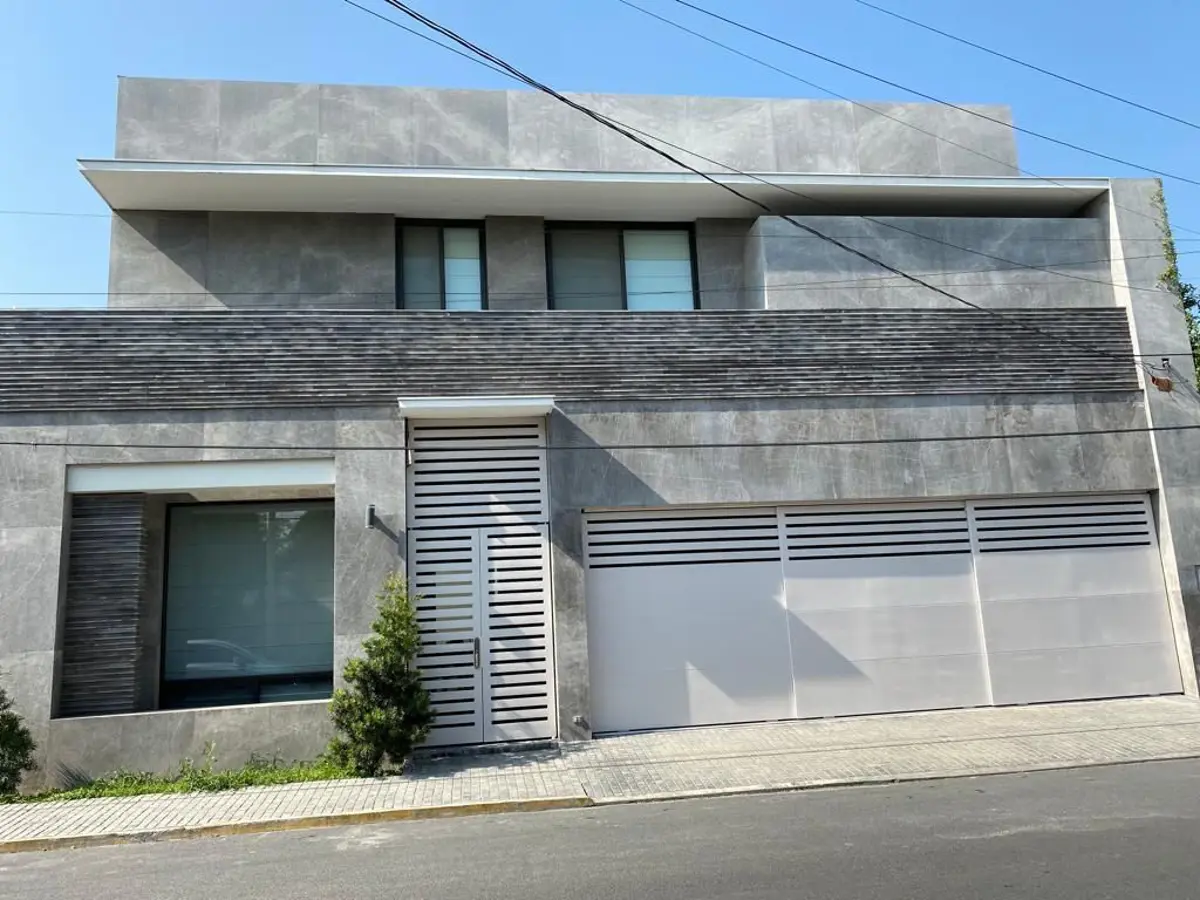 Casa en venta en Del Valle, San Pedro Garza García — foto 1 de 20