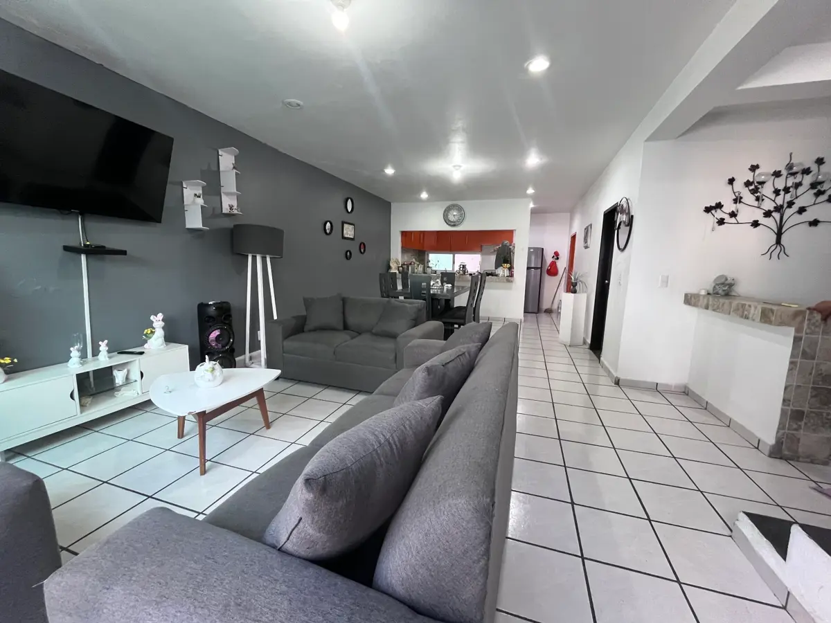 Casa en venta en Acapatzingo, Cuernavaca — foto 1 de 14